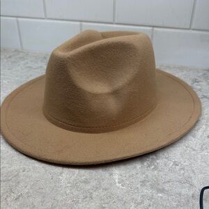 Tan Fedora Hat. 57. Small see pics for measurements